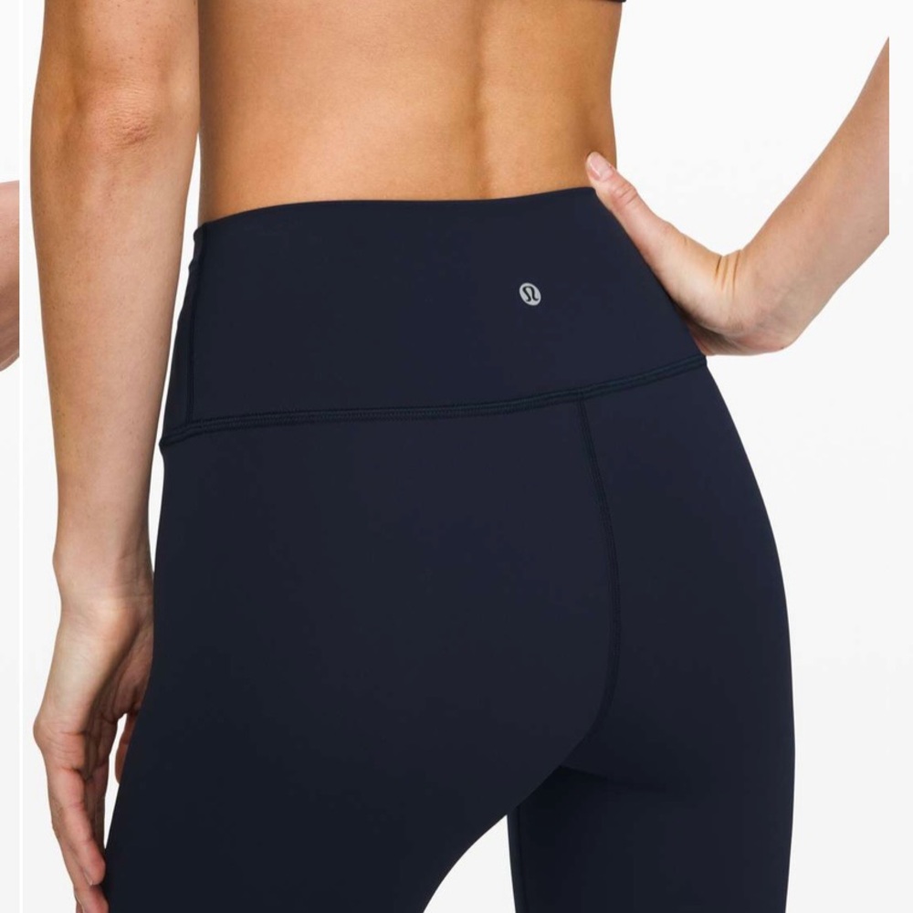 Lululemon - Wunder Under Brushed Luxtreme - Size 6 - EXCELLENT condition - Picture 2 of 8